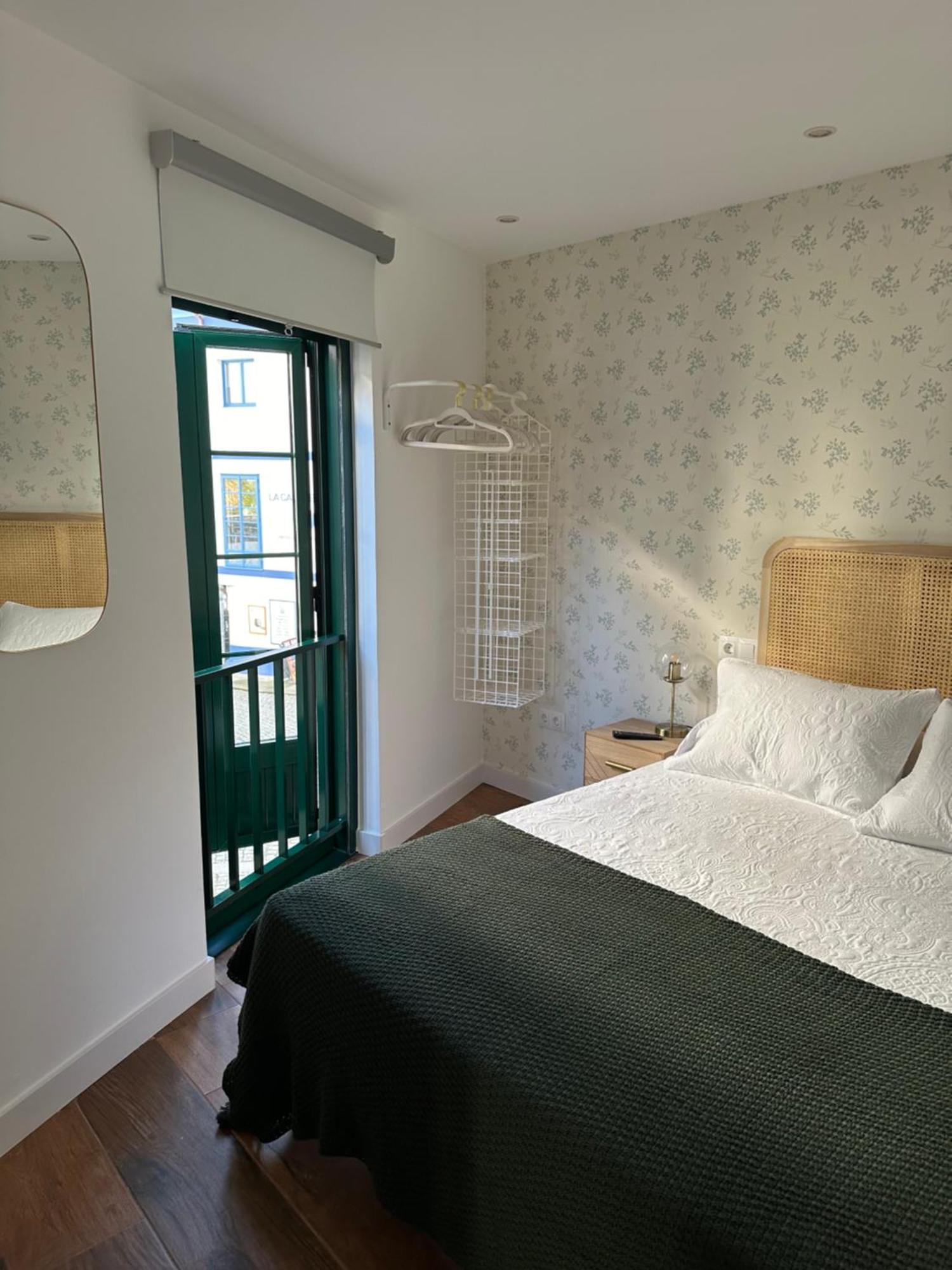 Apartamentos Urbanin I Plaza Ayuntamiento 쿠딜레로 외부 사진