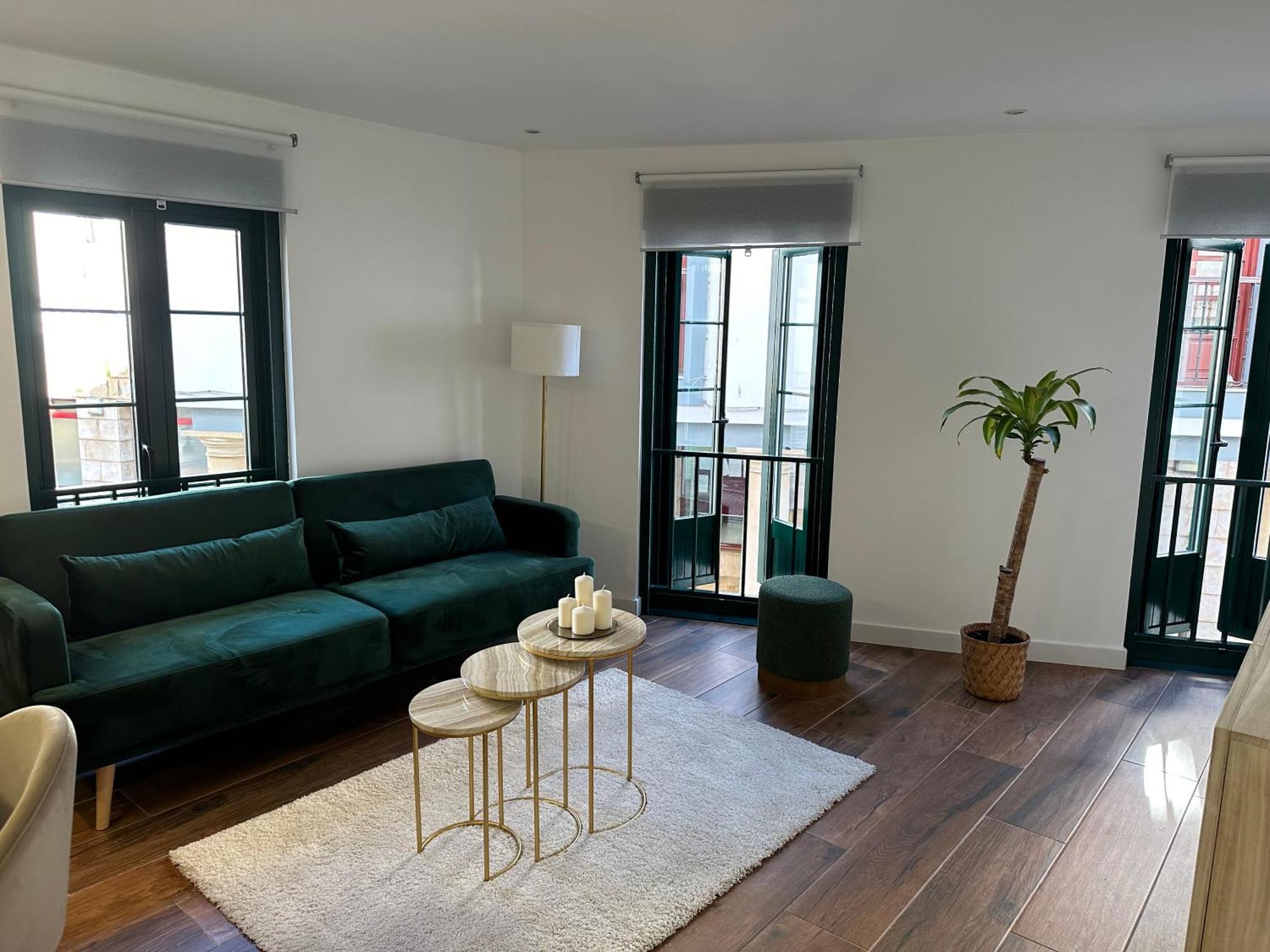 Apartamentos Urbanin I Plaza Ayuntamiento 쿠딜레로 외부 사진